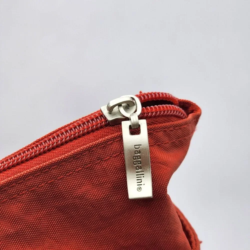 Baggallini carryall expandable